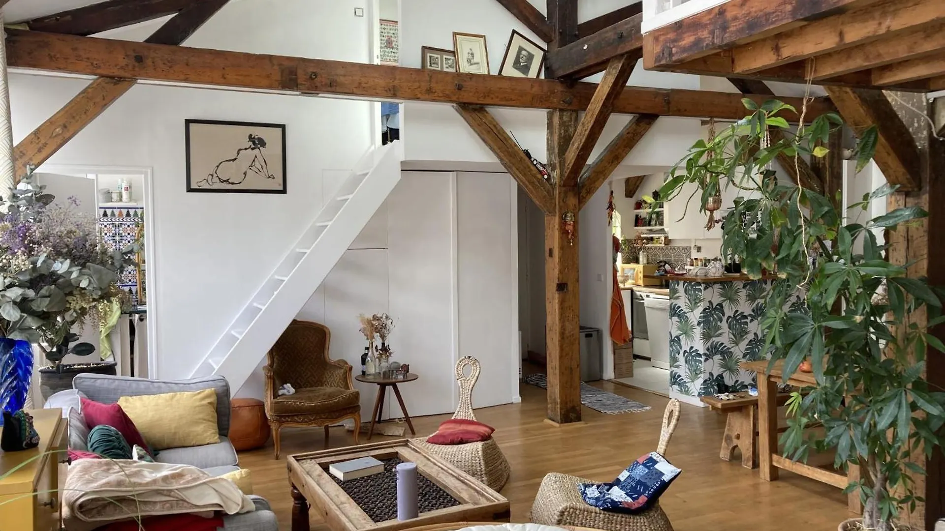 Apartment Former Cabinetmaker's Workshop In Paris